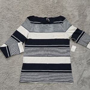 NWT Banana Republic The signature tee collection Navy and White Stripes size S